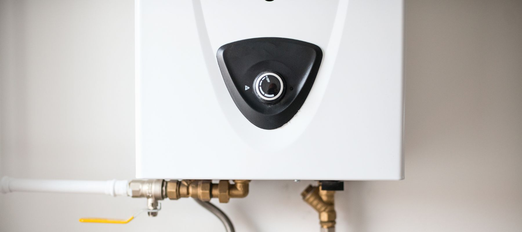 Tanked vs. Tankless: Which Water Heater Is For You? | Air Tech Air ...